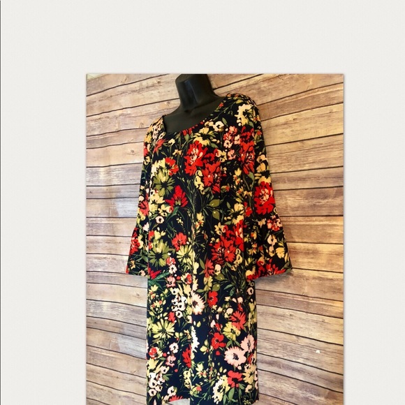 ❌SOLD❌Multi-Color Floral Dress w Long Sleeves Plus - Picture 2 of 8
